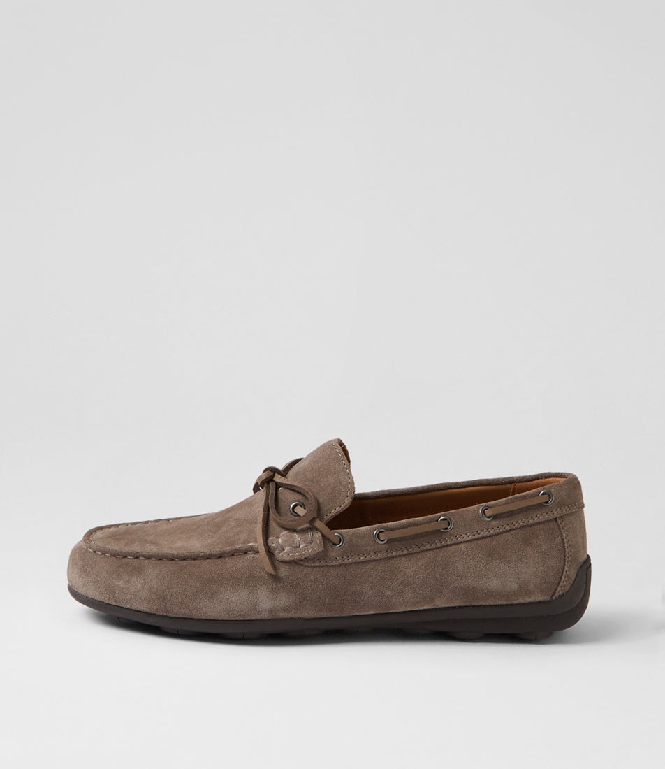 U Spherica Ec16 B Dove Grey Suede Flat Shoes