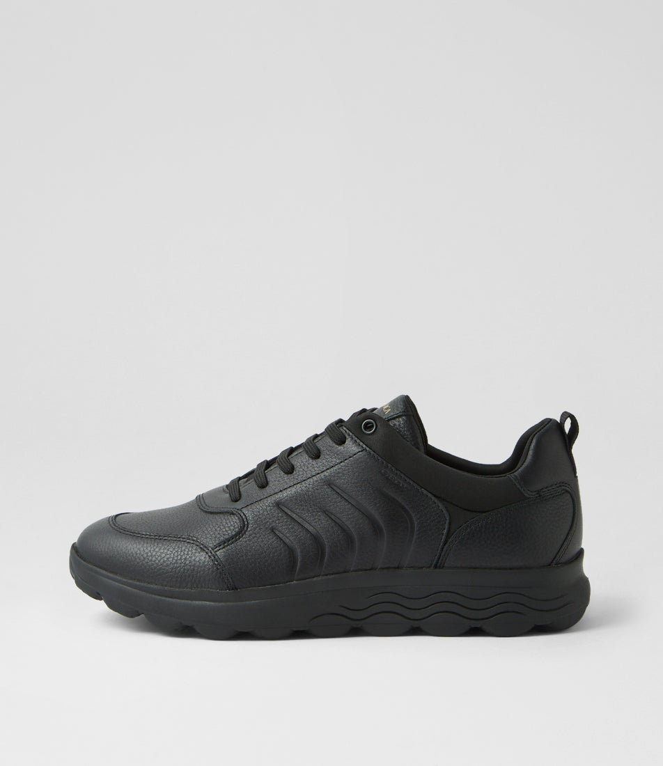 U Spherica B Lace Black Tumble Leather Sneakers