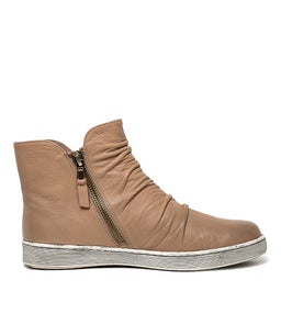 DAMIEN TAUPE LEATHER
