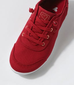 MYNKA IL RED CANVAS