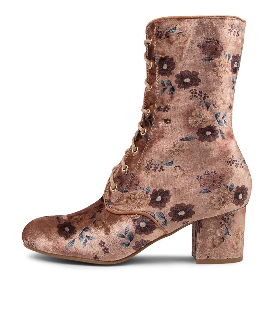 Lace-Up Boots | Shop Lace-Up Boots 