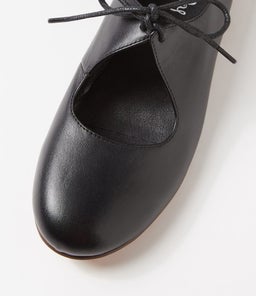 FEEKING IL BLACK SMOOTH