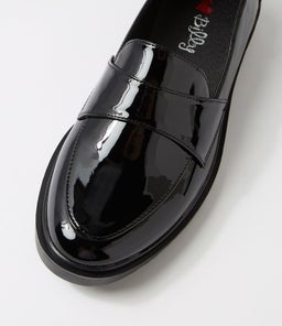 CLIFFA IL BLACK PATENT PU