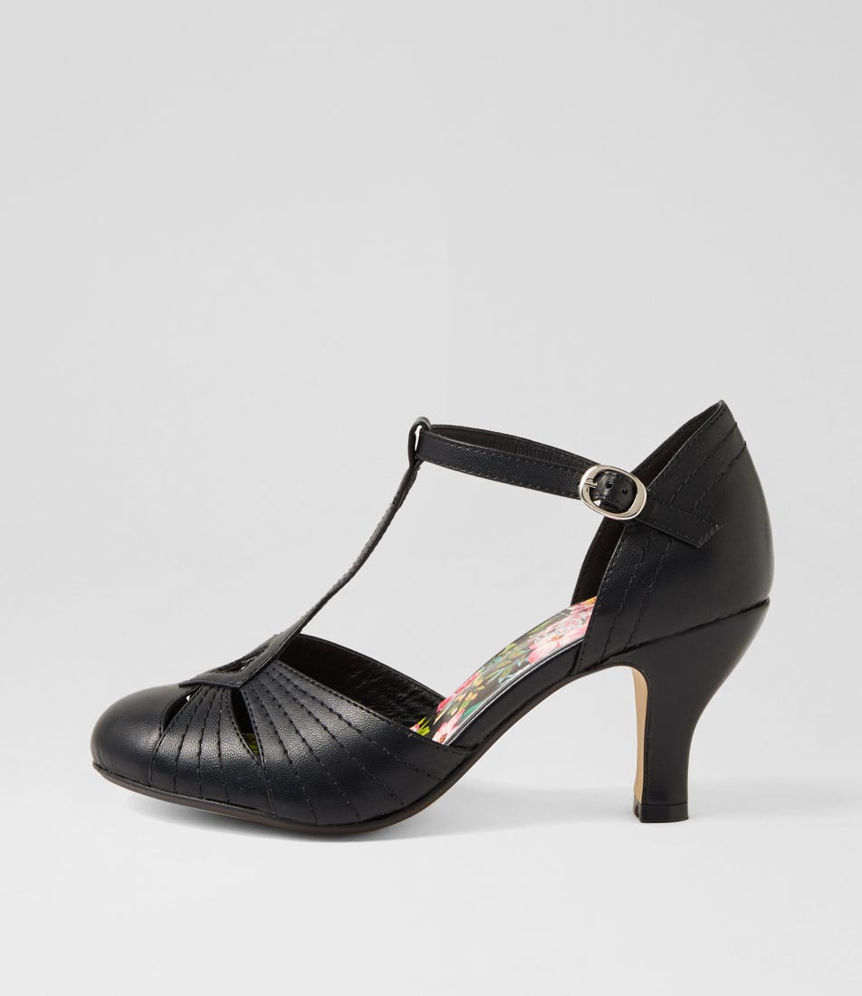 Mildan Black Heels