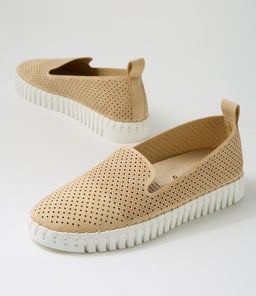 ULANI IL SAND SMOOTH