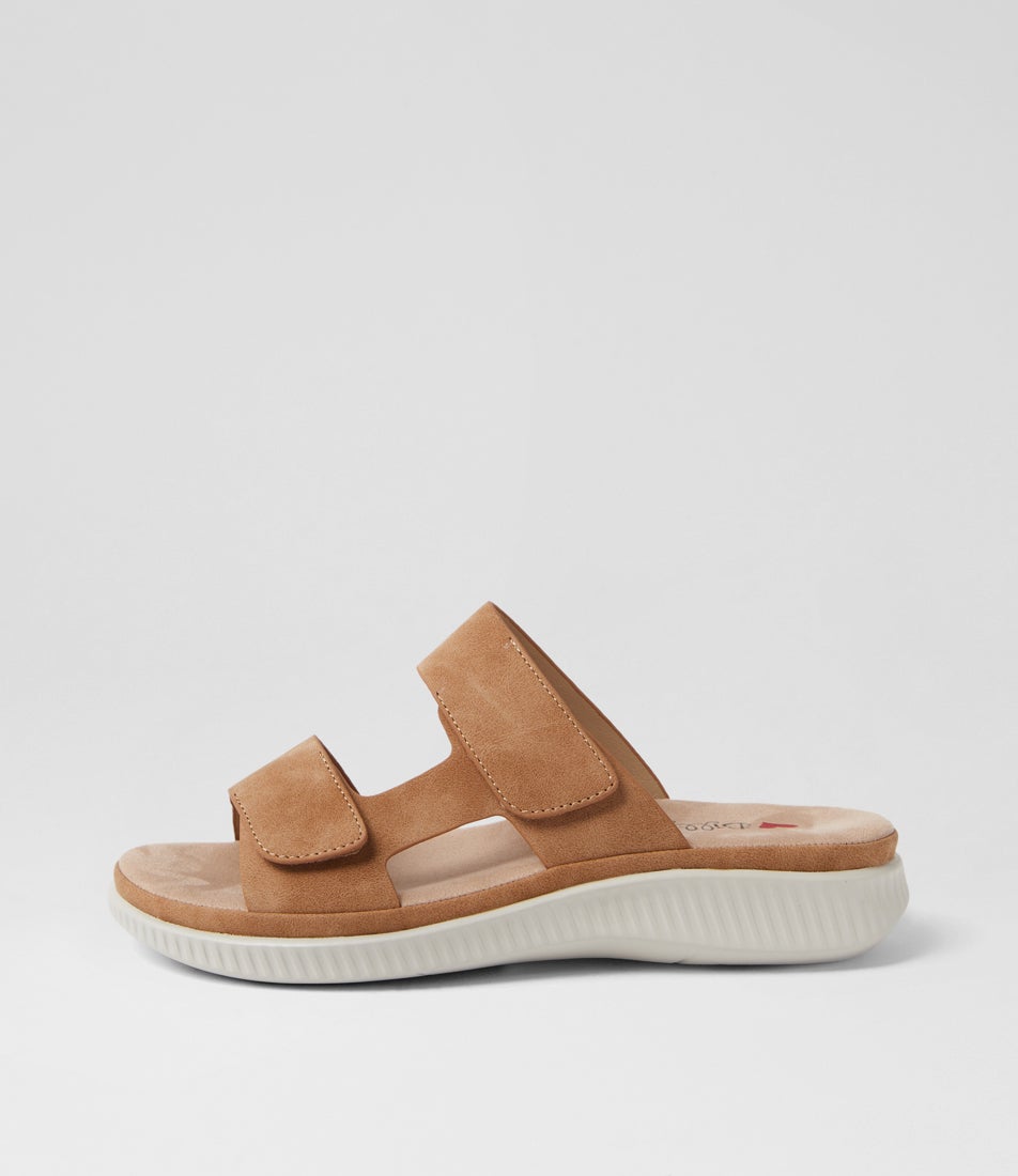 Vertinda Tan Sandals Vertinda Tan Sandals