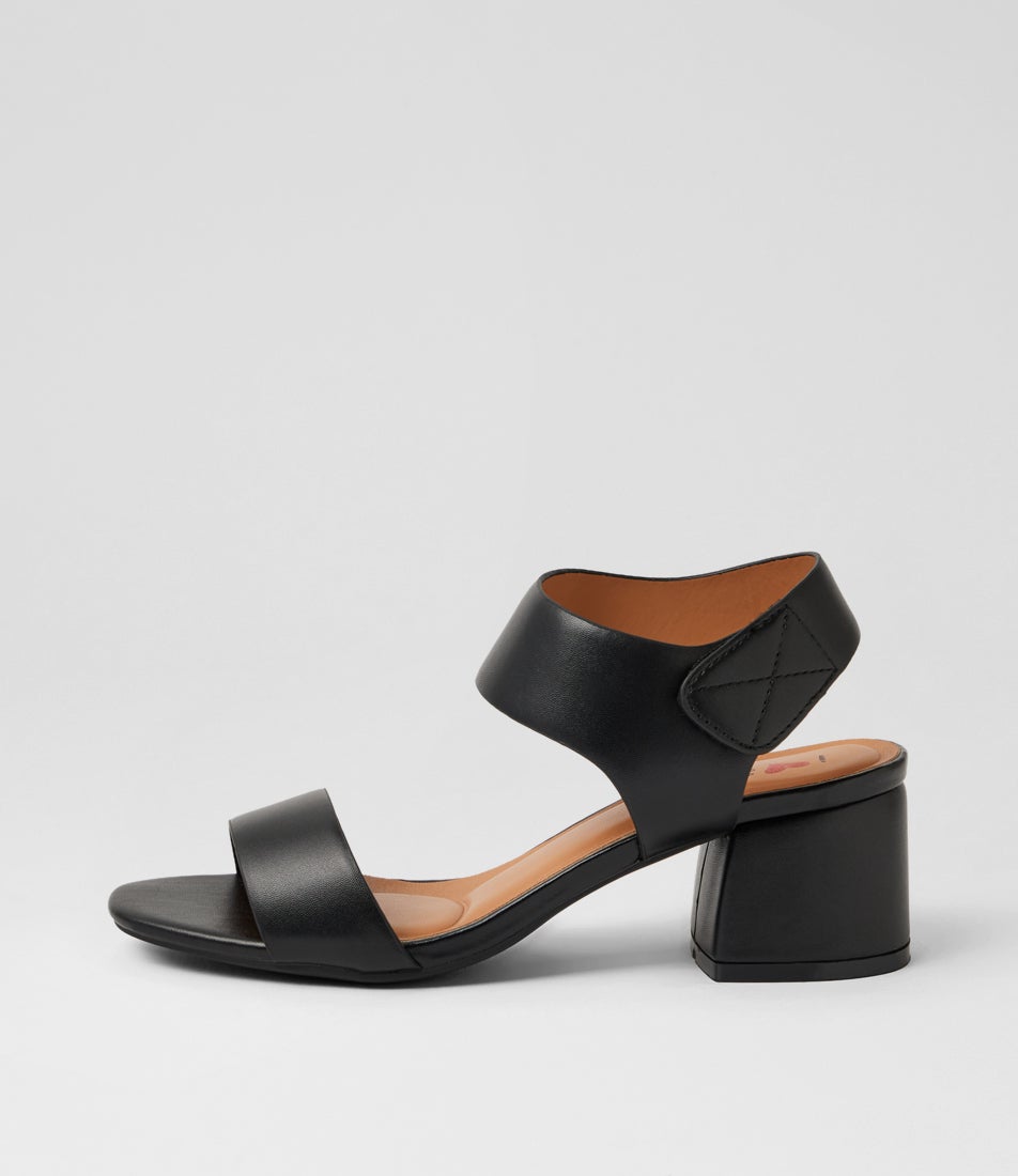 Berine Black Sandals Berine Black Sandals