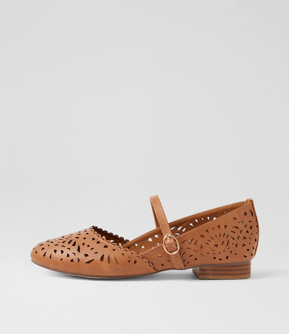 Aronta Tan Flat Shoes Aronta Tan Flat Shoes