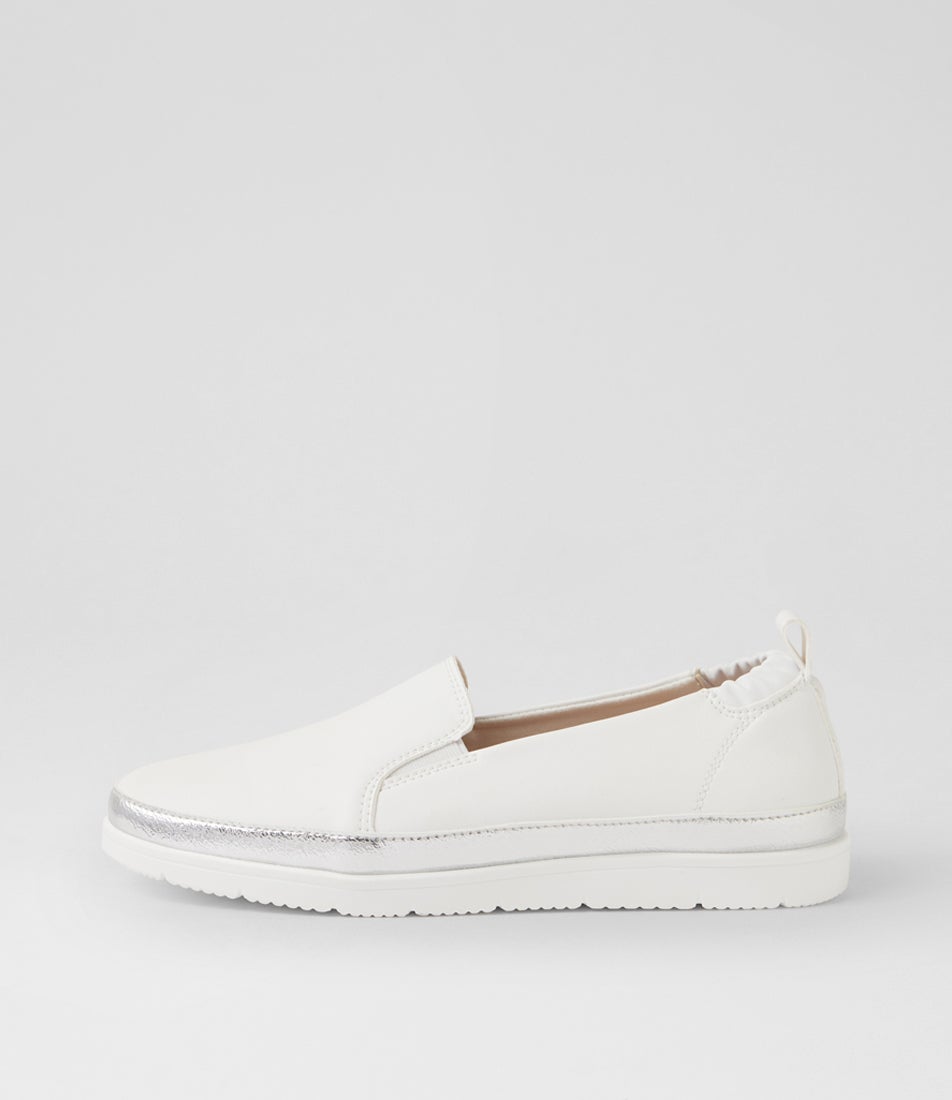 Mollo White Flat Shoes Mollo White Flat Shoes
