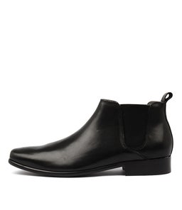 KICK BLACK LEATHER
