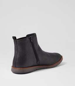 TYLER 41 JS SCHWARZ LEATHER