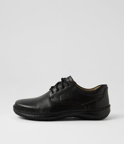 New Anvers 06 Schwarz Leather Lace Up Flats New Anvers 06 Schwarz Leather Lace Up Flats