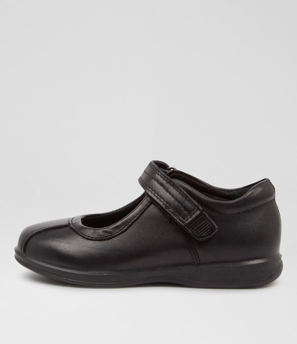 Suki Black Leather Shoes