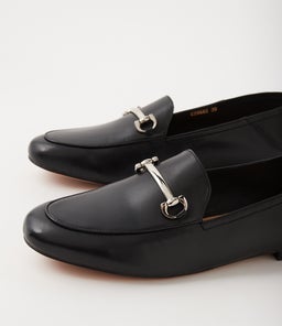 GINNAS BLACK SILVER LEATHER