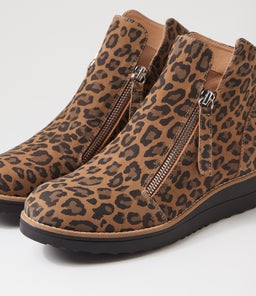 OLISE CAMEL LEOPARD BLACK SOLE SUEDE