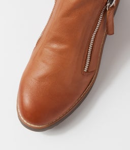 OLISE COGNAC CHOC SOLE LEATHER