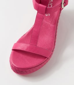 EVIE MI FUCHSIA LEATHER