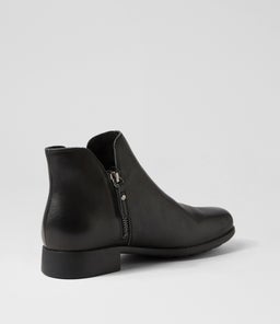 IZZAY MI BLACK LEATHER