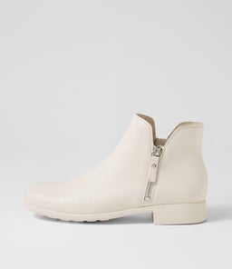IZZAY MI IVORY LEATHER