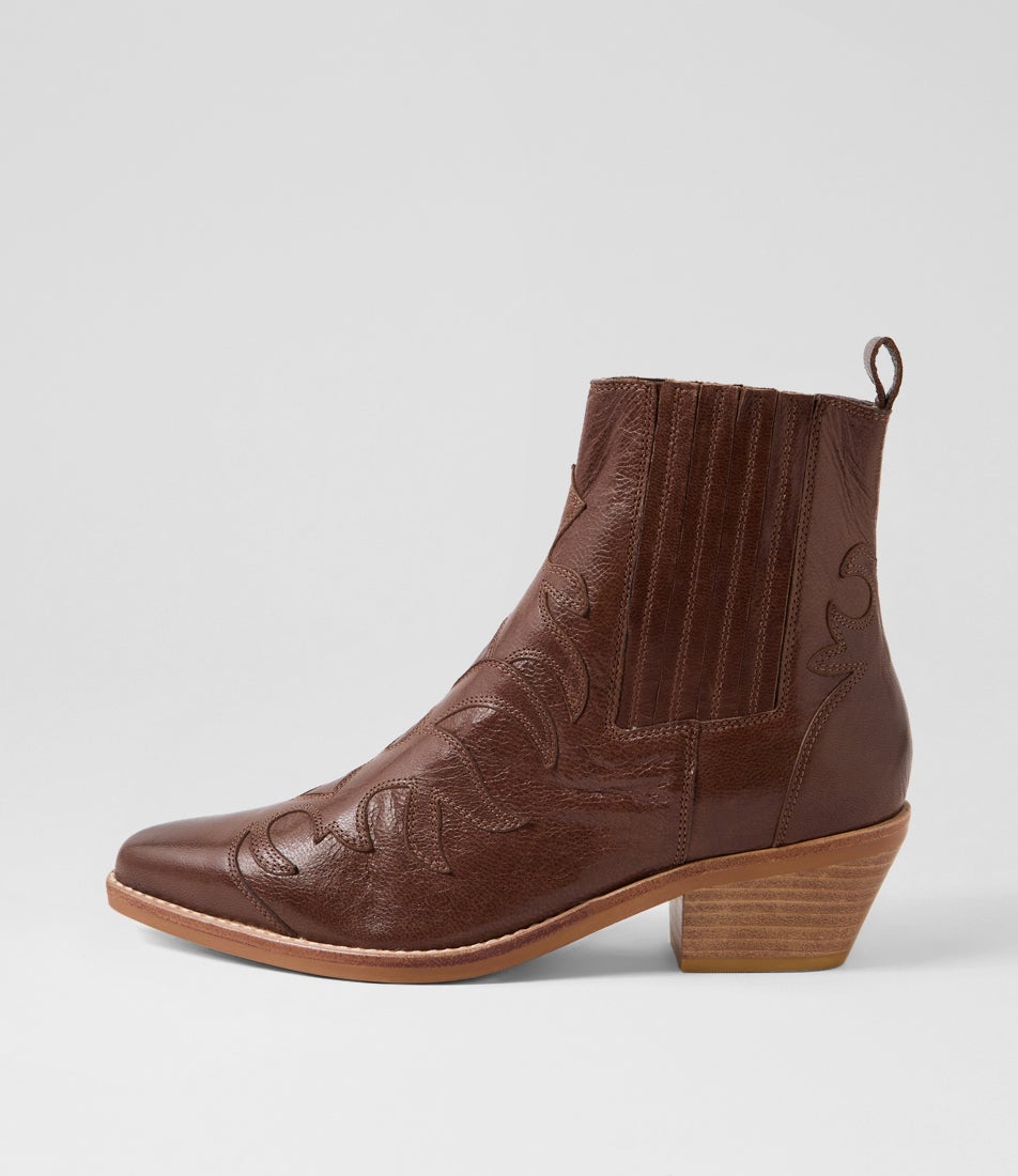 Eeger Choc Leather Ankle Boots Eeger Choc Leather Ankle Boots