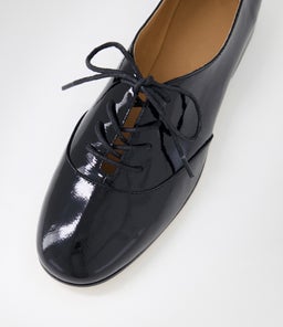 INI MI BLACK PATENT LEATHER