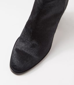 VOLA BLACK PONY
