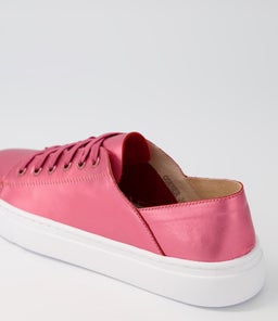 OSKHER GUAVA METALLIC LEATHER