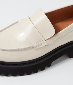 SIA MO VANILLA SHINE LEATHER