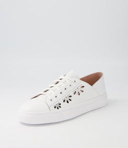 OBERT MO WHITE LEATHER