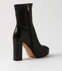 AGGIY MO BLACK LEATHER