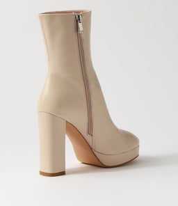 AGGIY MO CREAM LEATHER