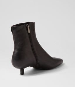 CEMILA MO BLACK LEATHER