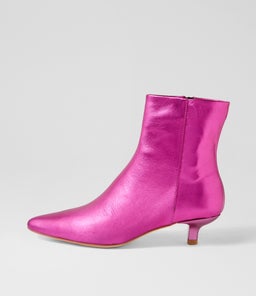 CEMILA MO FUCHSIA METALLIC LEATHER