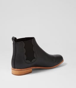 QUIRK MO BLACK NATURAL HEEL LEATHER