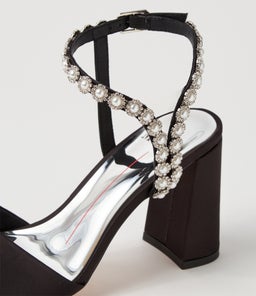 MRS MO BLACK SATIN