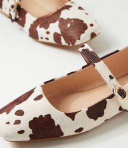 TOKENA MO COW PRINT PONY