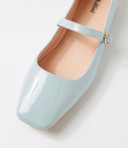 TOKENA MO PALE BLUE PATENT LEATHER