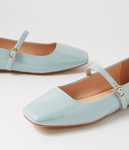 TOKENA MO PALE BLUE PATENT LEATHER