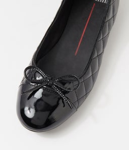 BELIE MO BLACK PATENT LEATHER
