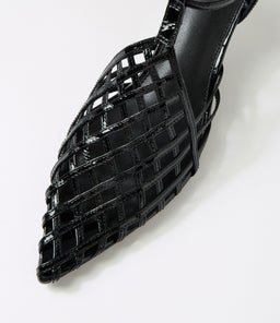 GLEE MO BLACK PATENT LEATHER