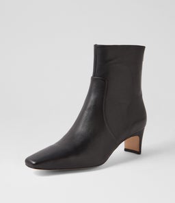 DARHL MO BLACK LEATHER