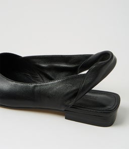 ODETE MO BLACK LEATHER