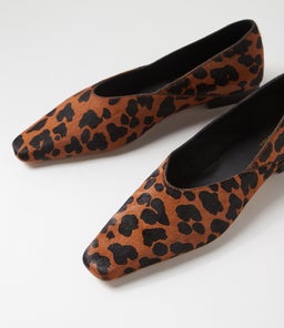 OREANA MO CHEETAH PONY