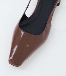 ODELLE MO CHOC PATENT LEATHER