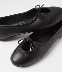JUULIET MO BLACK LEATHER