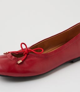 JUULIET MO DEEP RED LEATHER