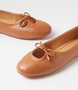 JUULIET MO DK TAN LEATHER
