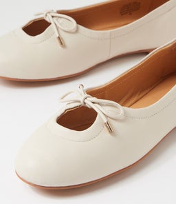 JUULIET MO CREAM LEATHER