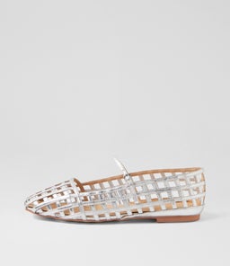 TAINTS MO SILVER LEATHER