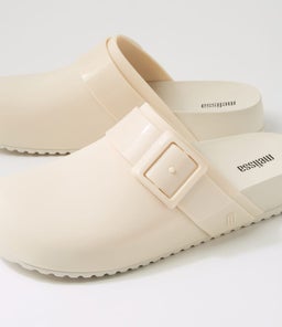 MELISSA COZY CLOG AD MY CREAM PVC